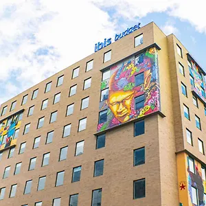 Ibis Budget Marly בוגוטה